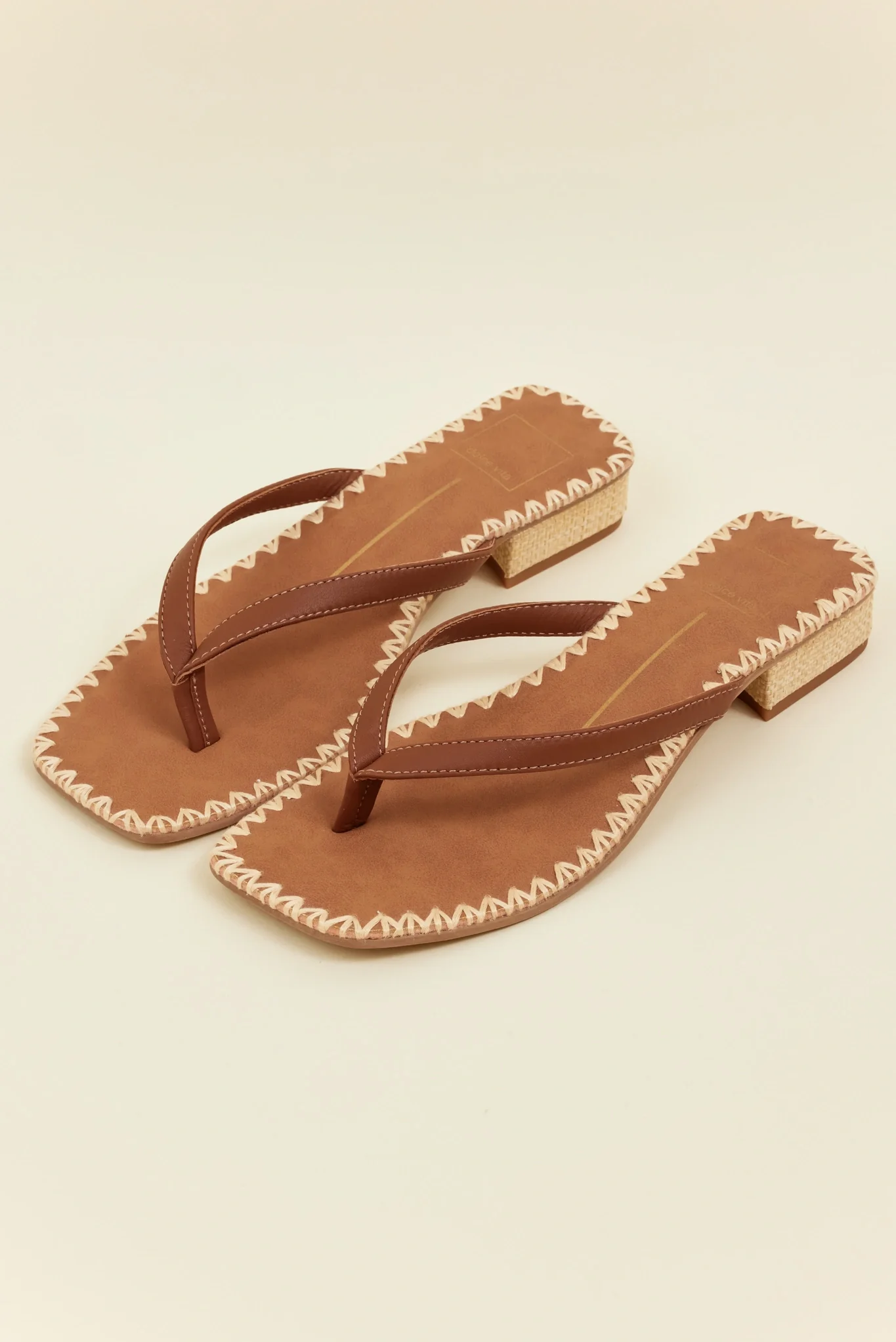 Barty Sandals by Dolce Vita - Kestreli